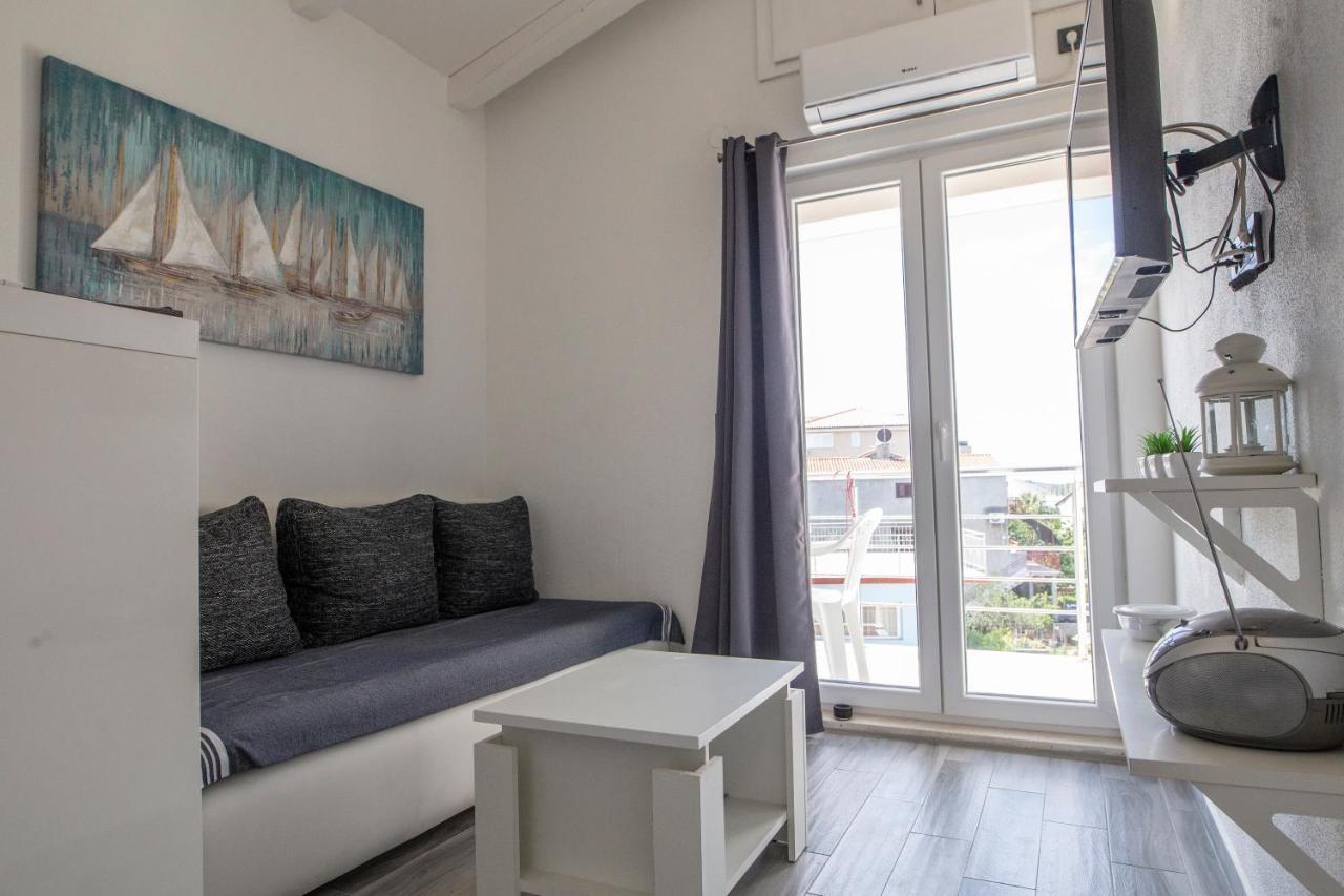 Zorana Apartment Rogoznica  Exterior photo